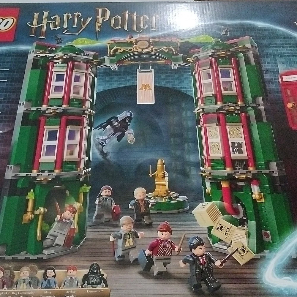 Lego x Harry Potter 76403 The Ministry of Magic Building Set 990 pieces